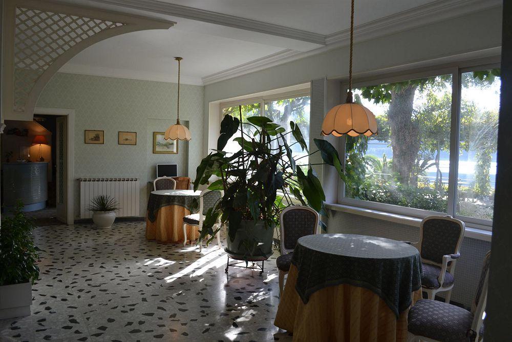 Hotel La Culla Del Lago カステル・ガンドルフォ エクステリア 写真